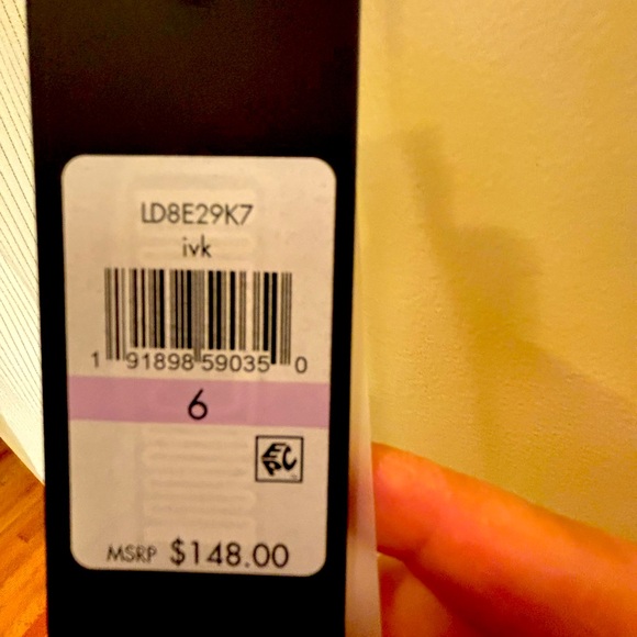 Karl Lagerfeld - Picture 3 of 13